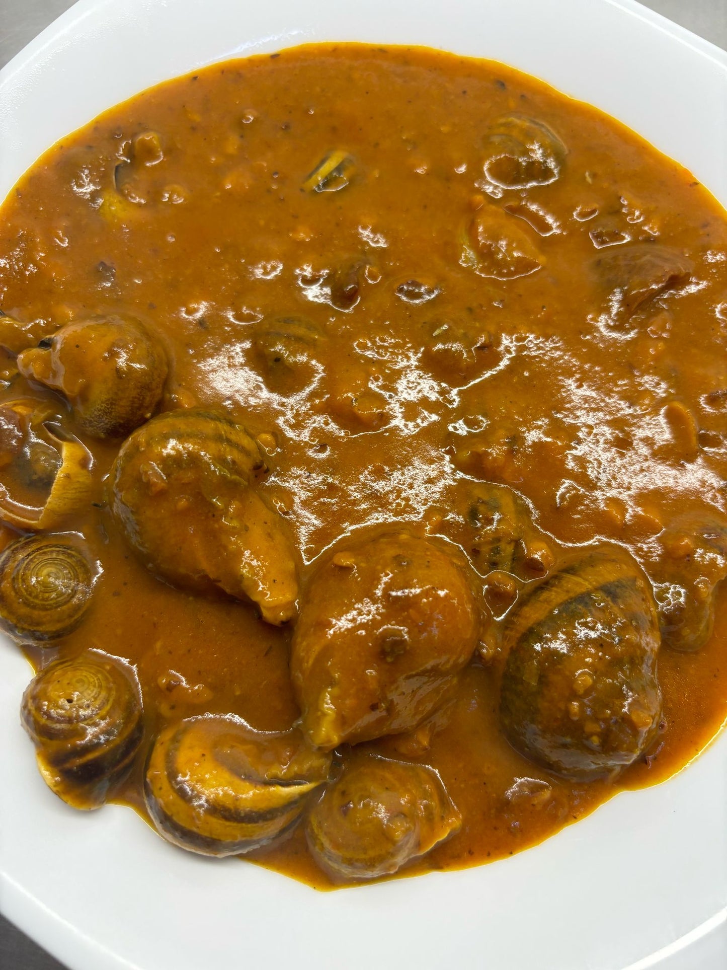 Caracoles en salsa de almendras (3 uds)